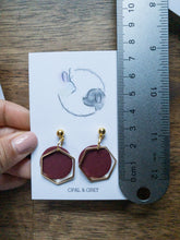 Load image into Gallery viewer, Hexagon Dangle Cabernet
